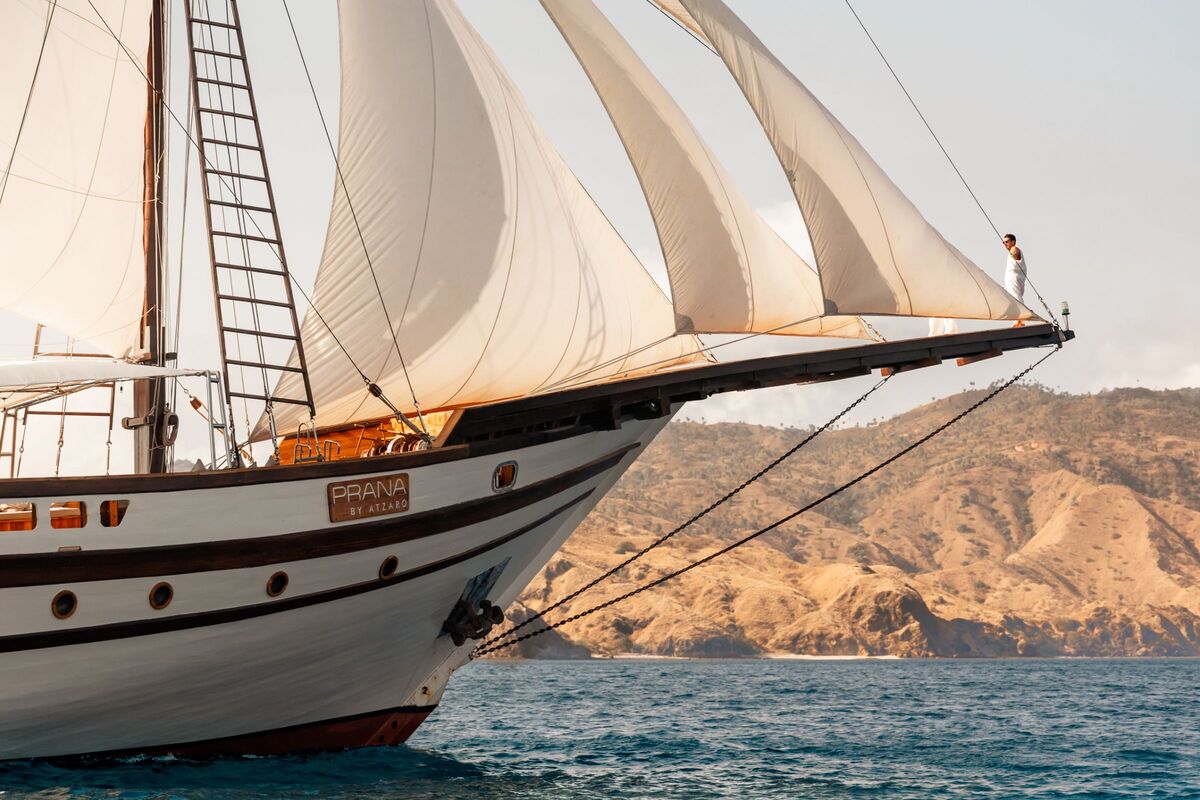 Prana Luxury Yacht Charter Bali Indonesia